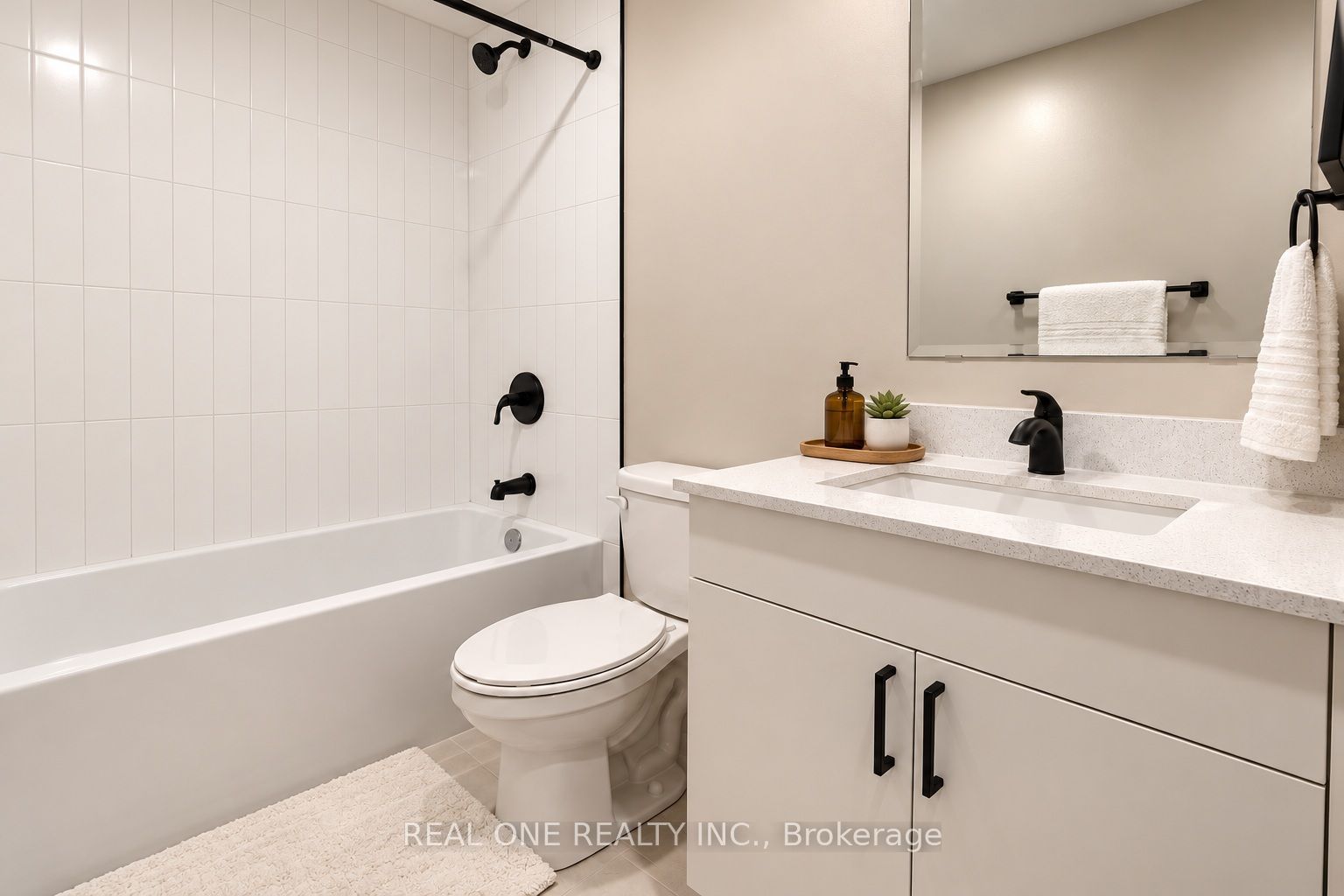810 King Street W 313 Property Photo 30