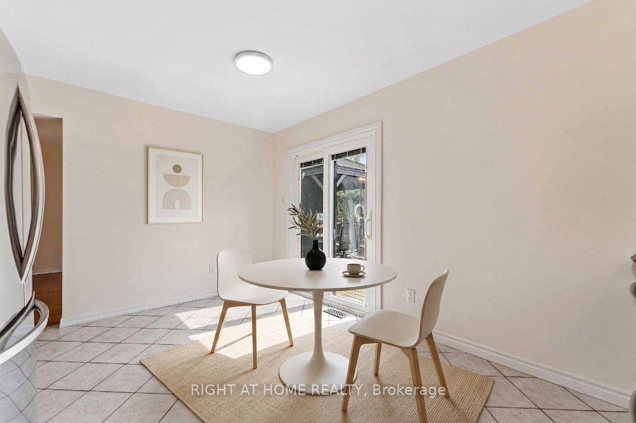 26 Denham Way Property Photo 15