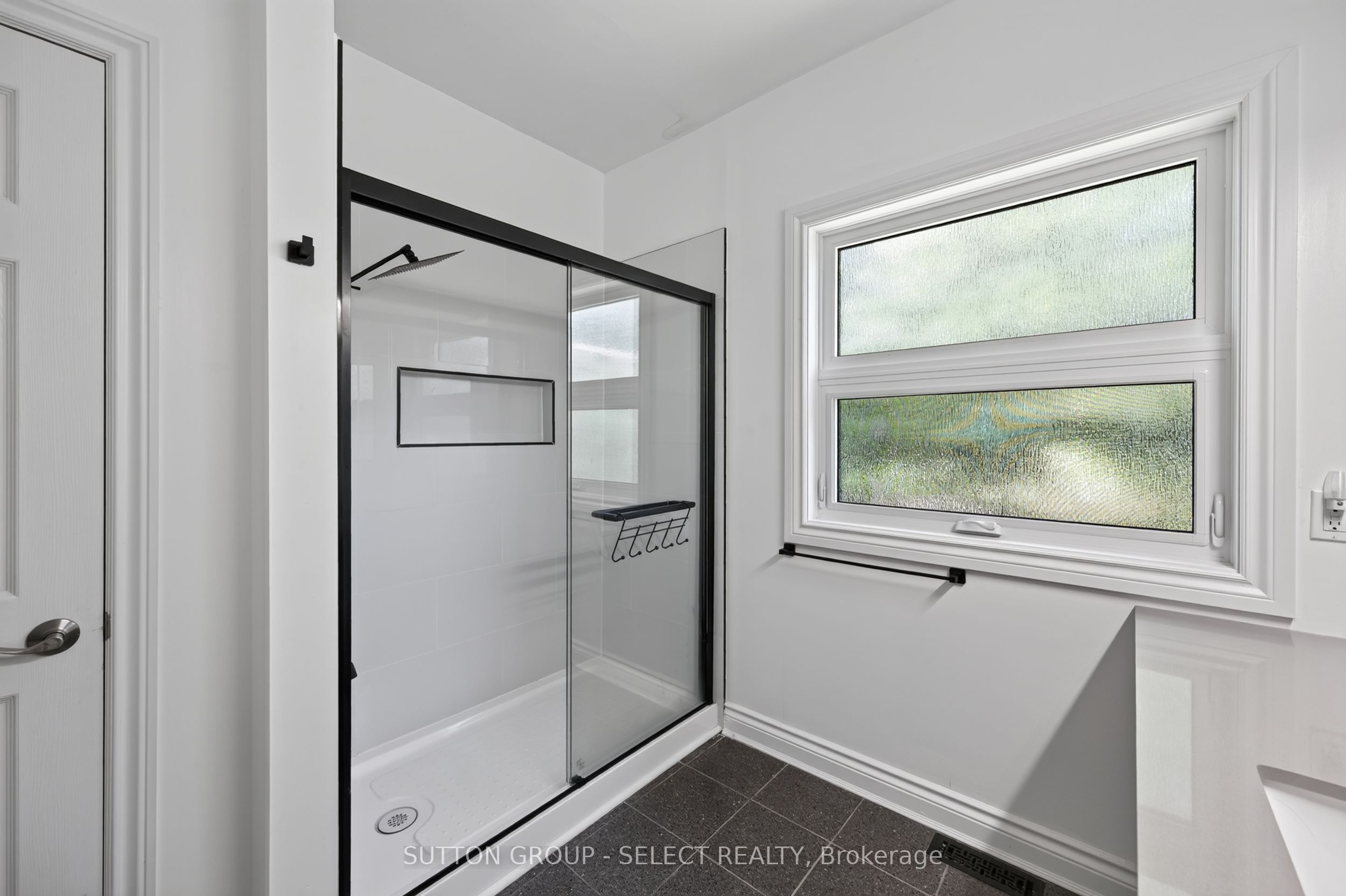 768 Franklinway Crescent Property Photo 31