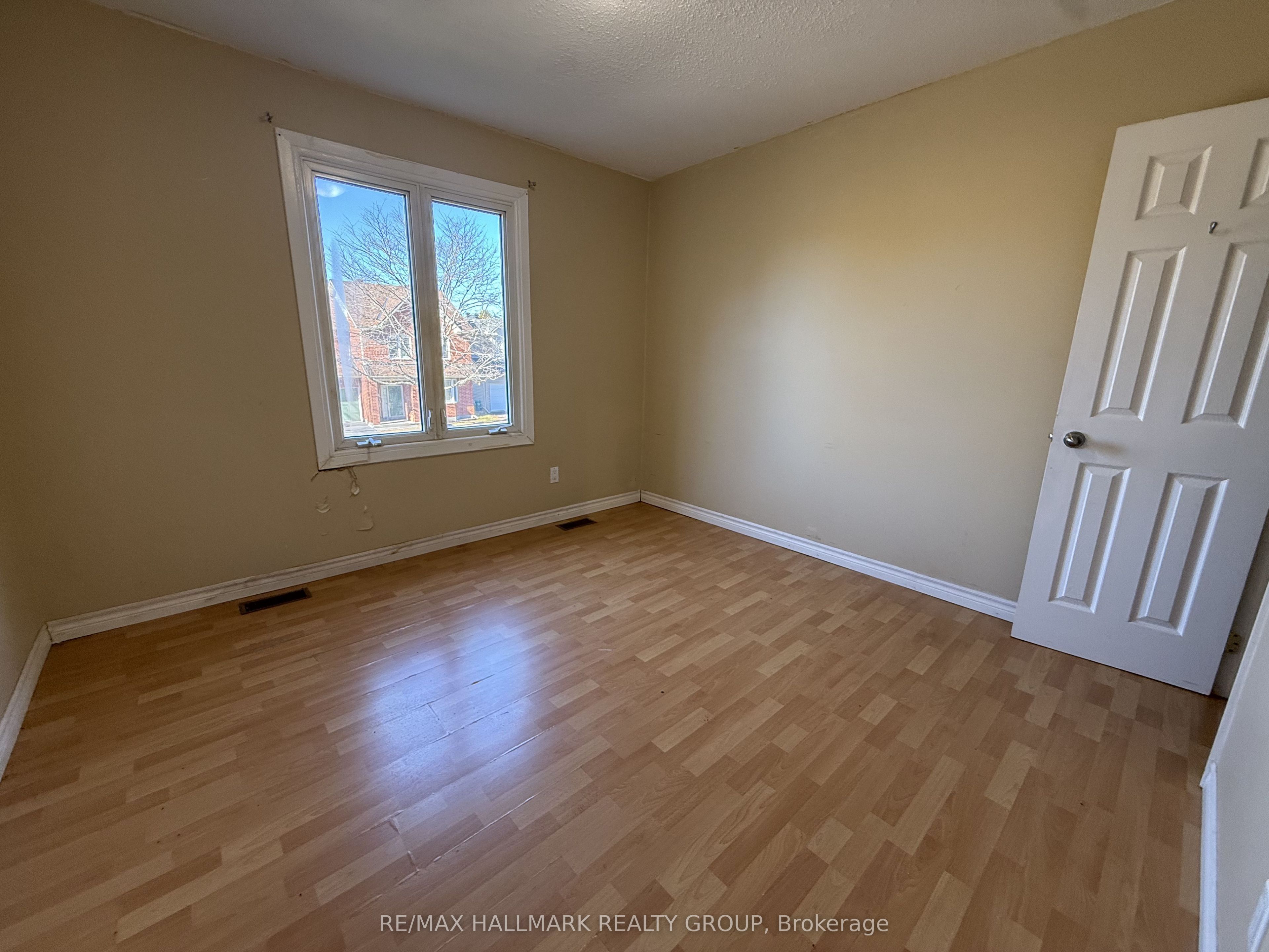 930 Cahill Drive W Property Photo 16