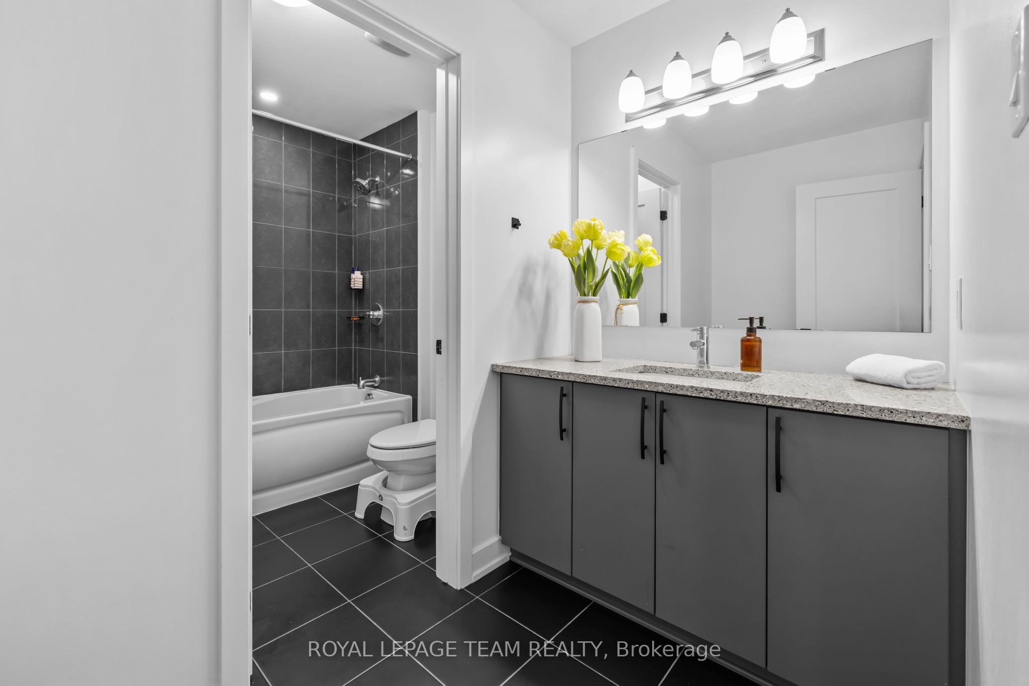 3328 Findlay Creek Drive Property Photo 24