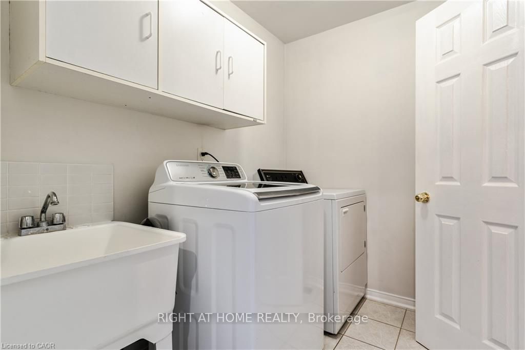 106 E Moore Crescent Property Photo 23