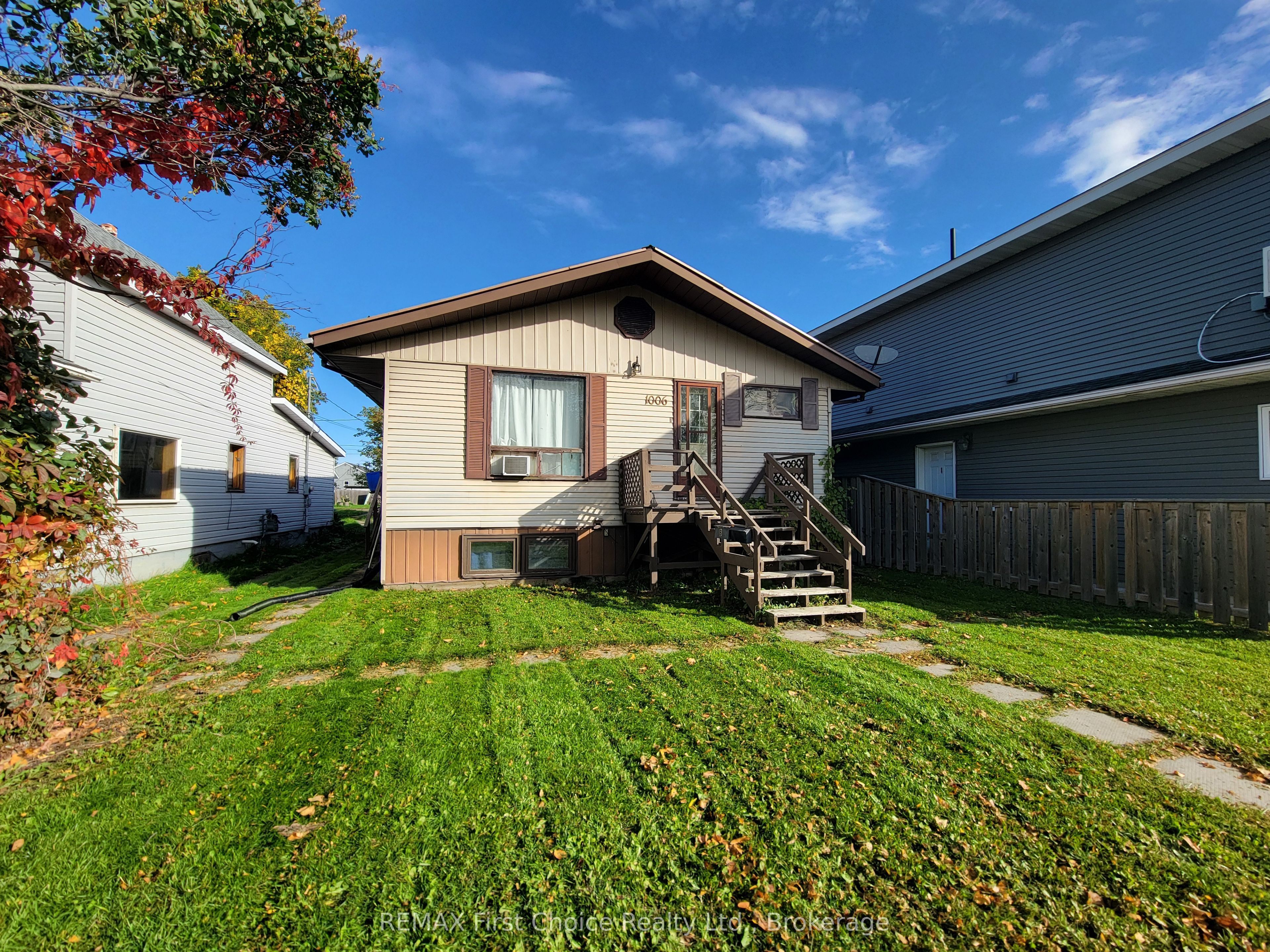 1006 Scott Street Property Photo 1