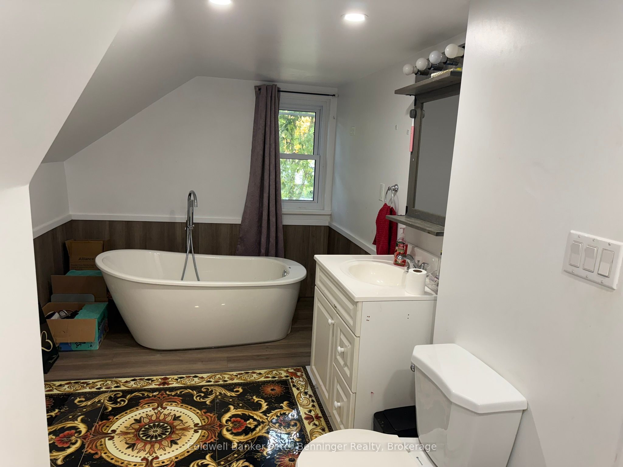 315 Mcnab Street Property Photo 19