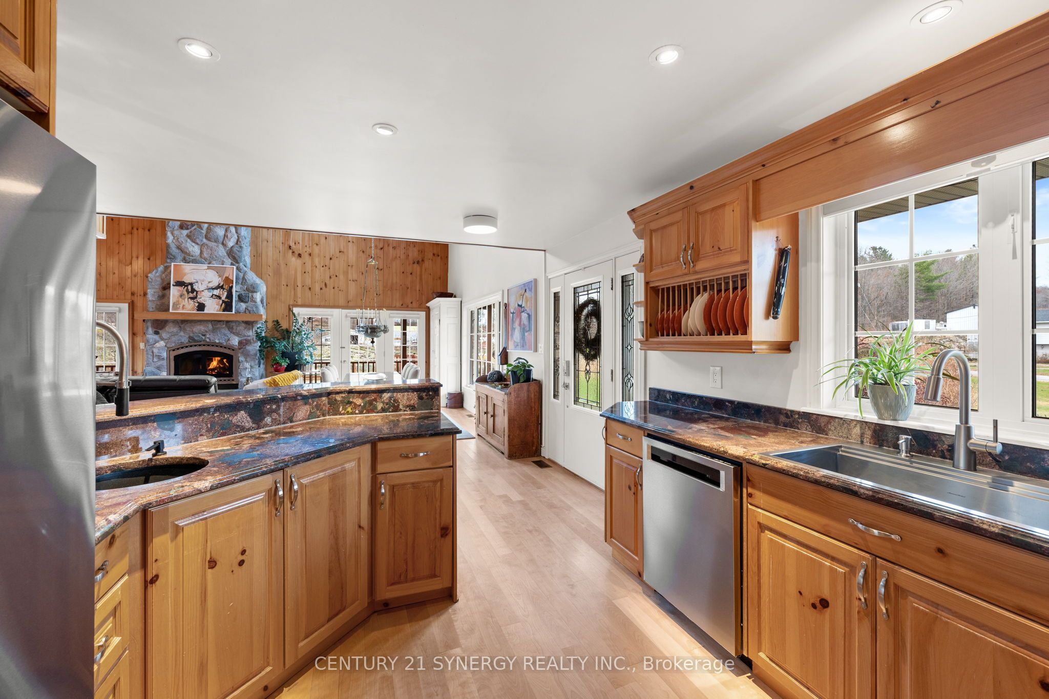 4173 Elphin Maberly Rd Road Property Photo 8