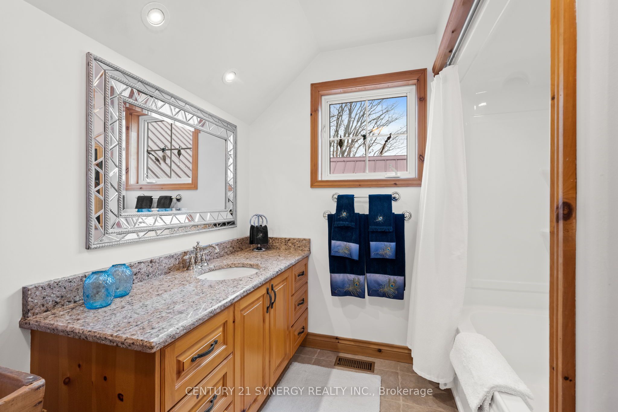 4173 Elphin Maberly Rd Road Property Photo 23