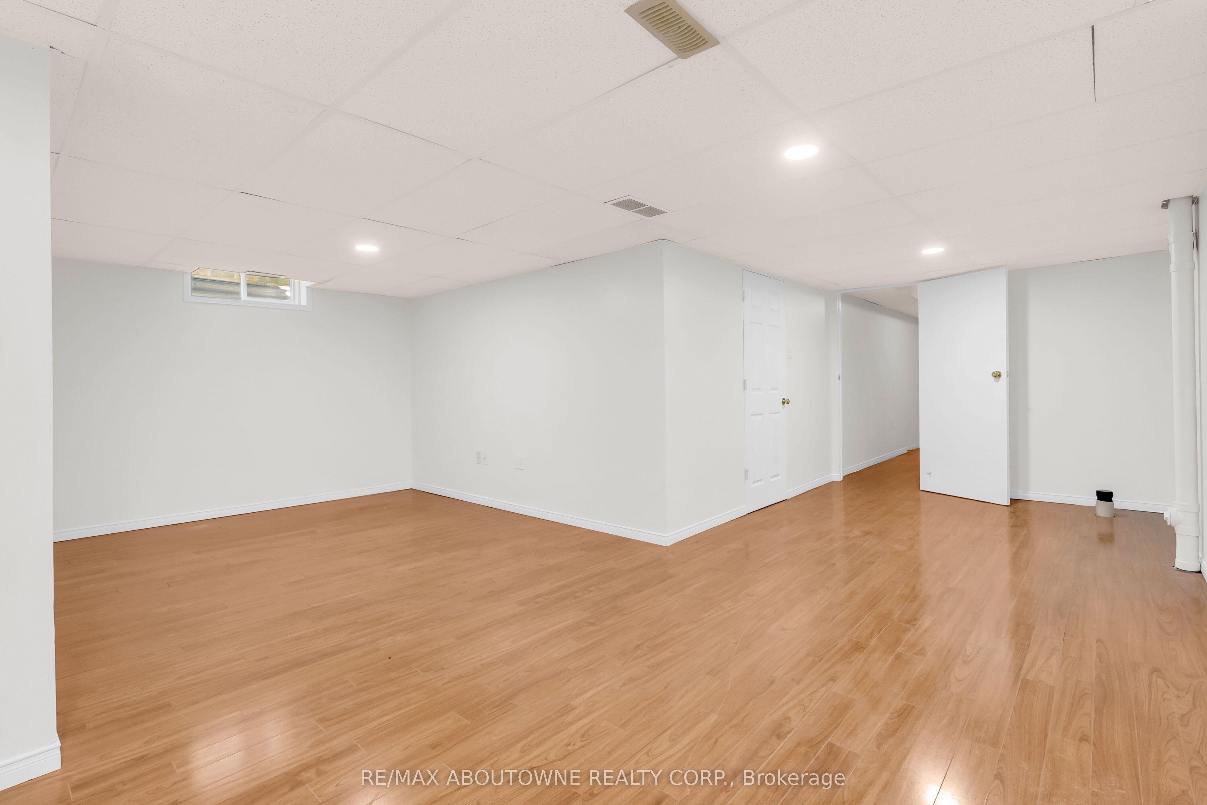 87 Houghton Street Property Photo 33