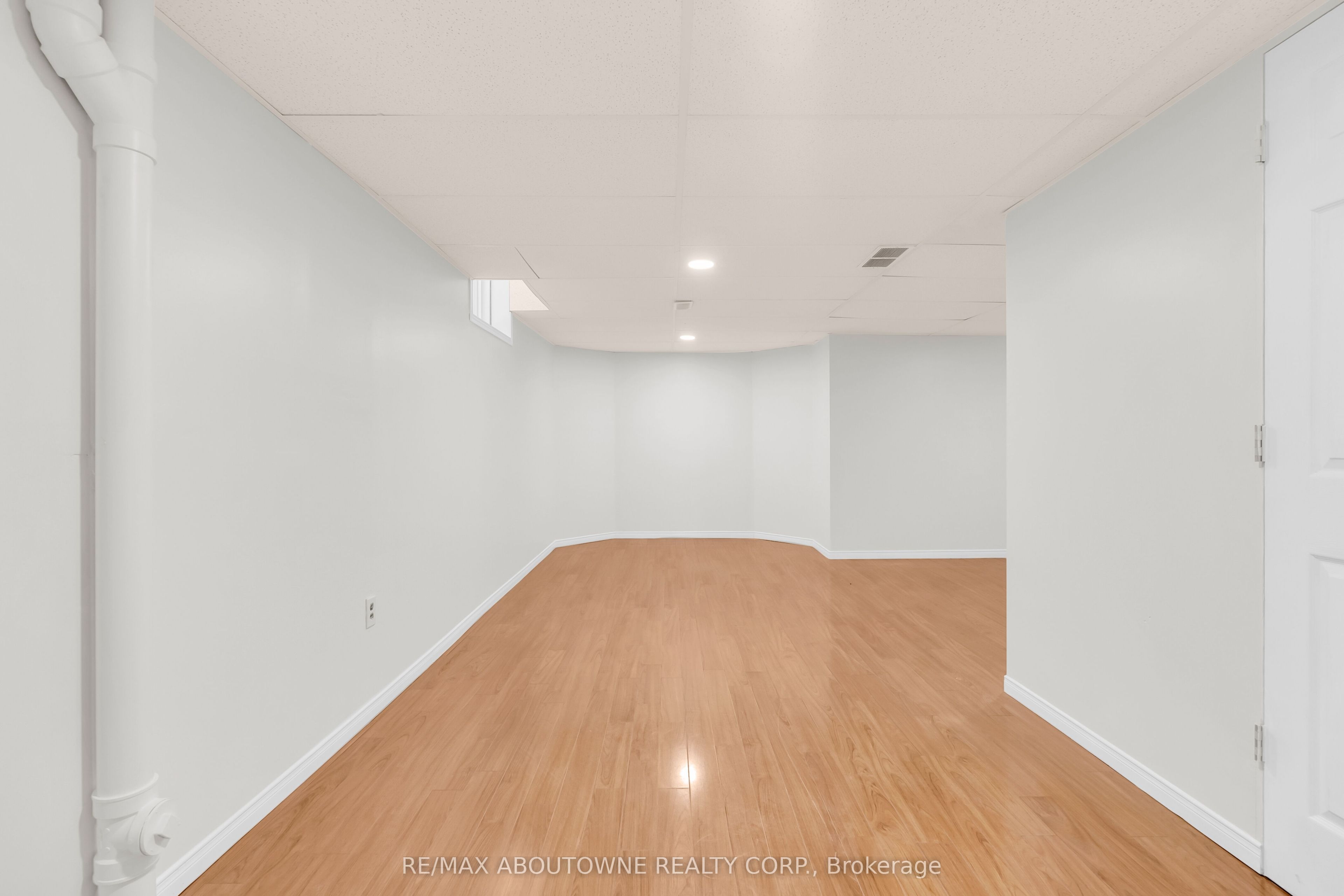 87 Houghton Street Property Photo 35