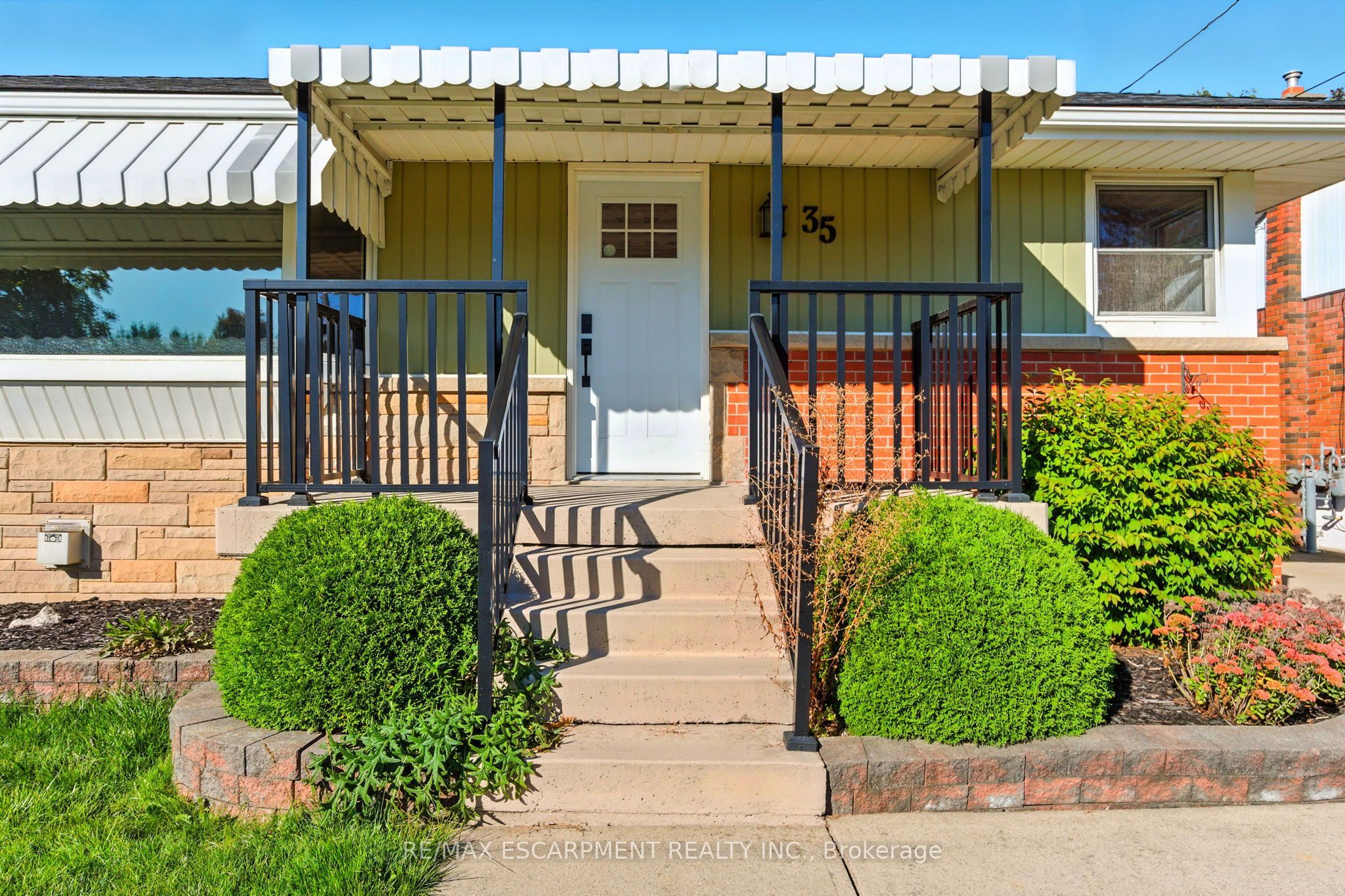 35 Wildewood Avenue Lower Property Photo 2