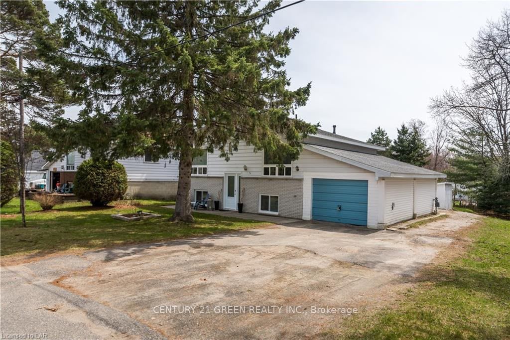 45 Elliott Street W Property Photo 3