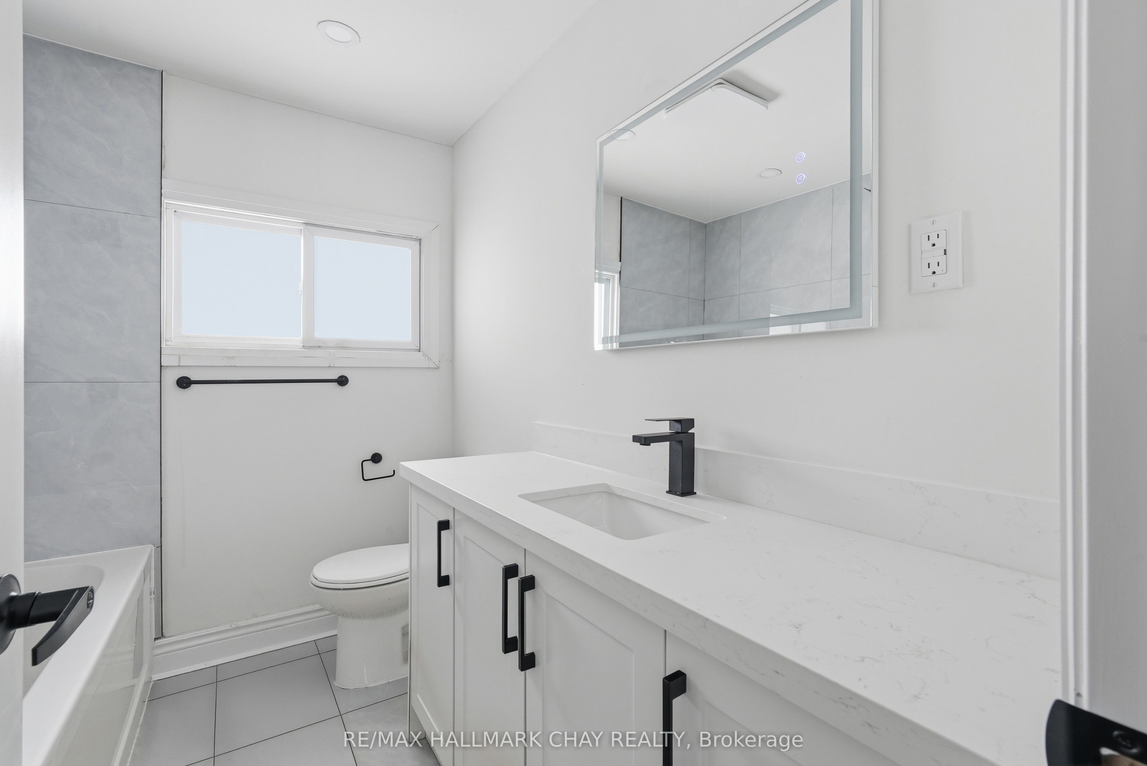 500218 Grey 12 Road Property Photo 9