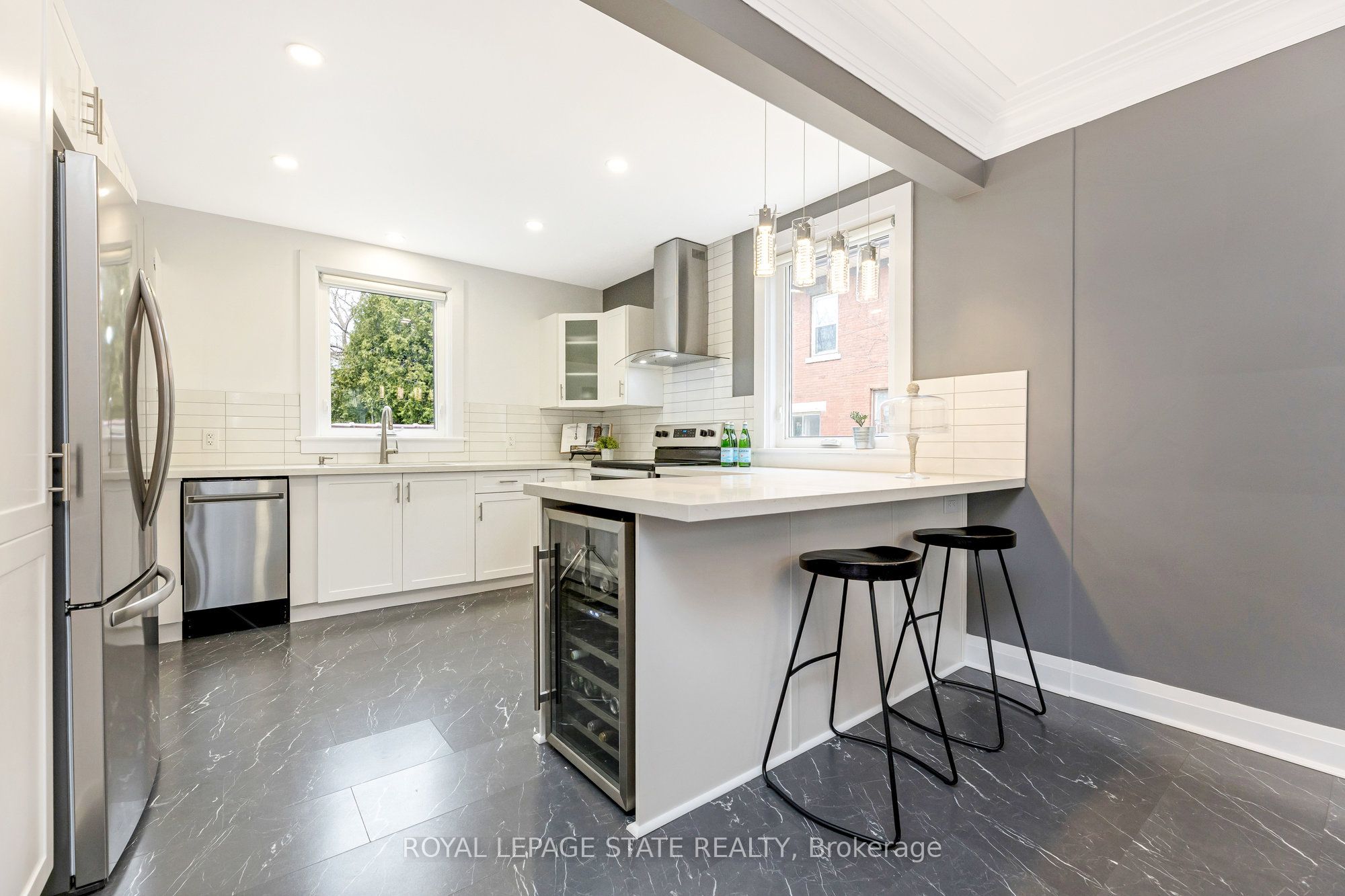 366 Aberdeen Avenue Property Photo 13