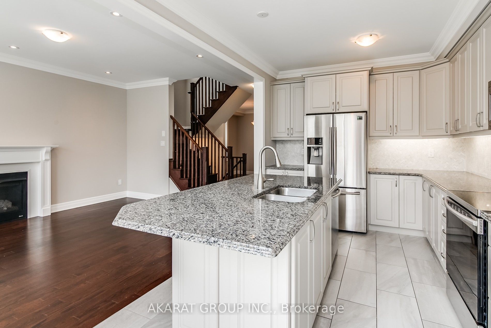 31 Pickett Place Property Photo 19