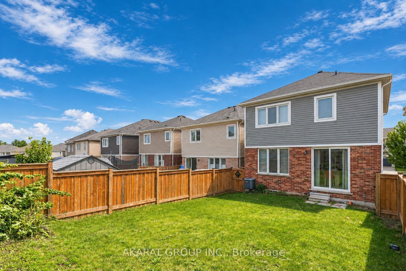 31 Pickett Place Property Photo 46