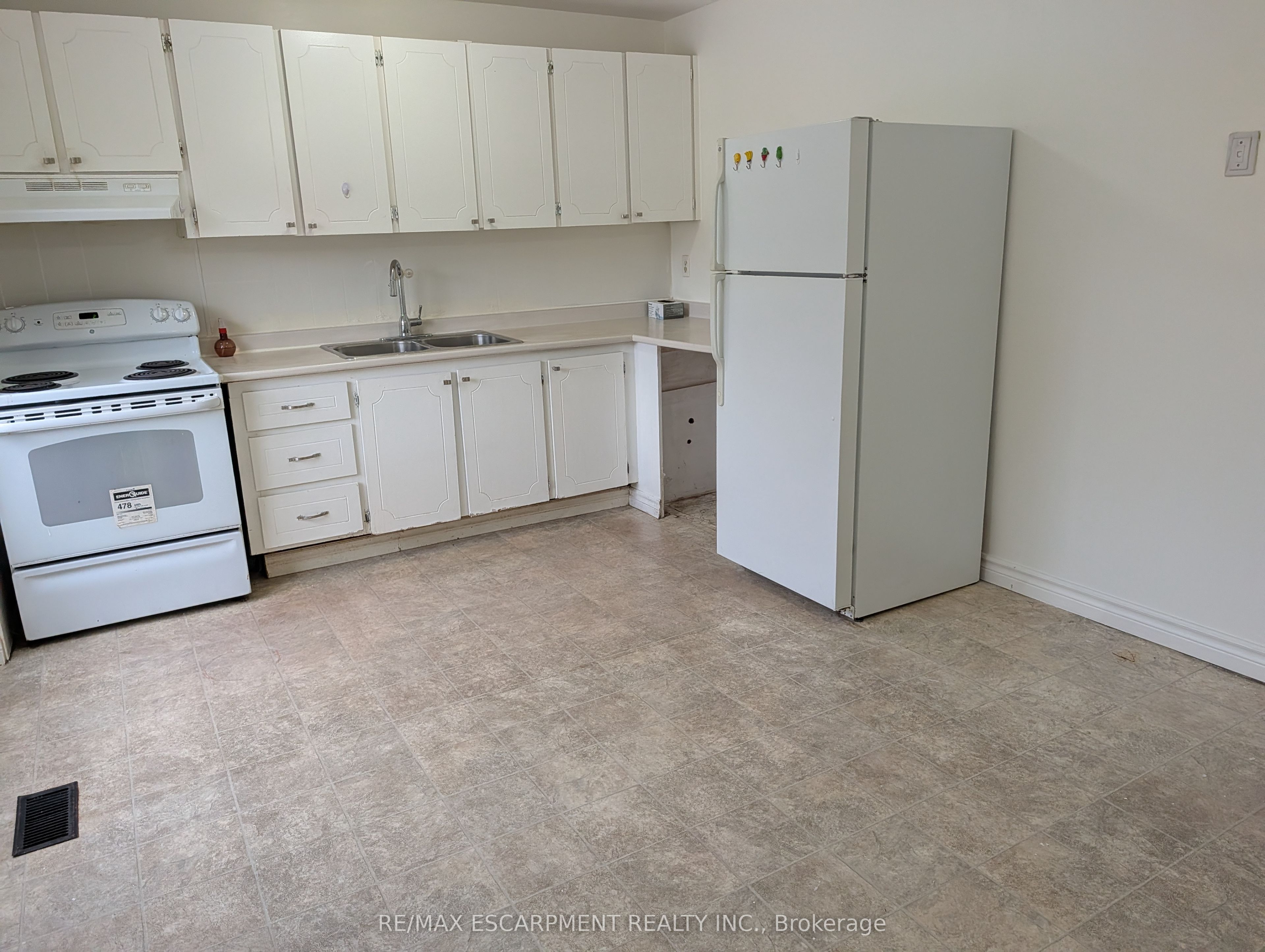 145 Rice Avenue 70 Property Photo 8