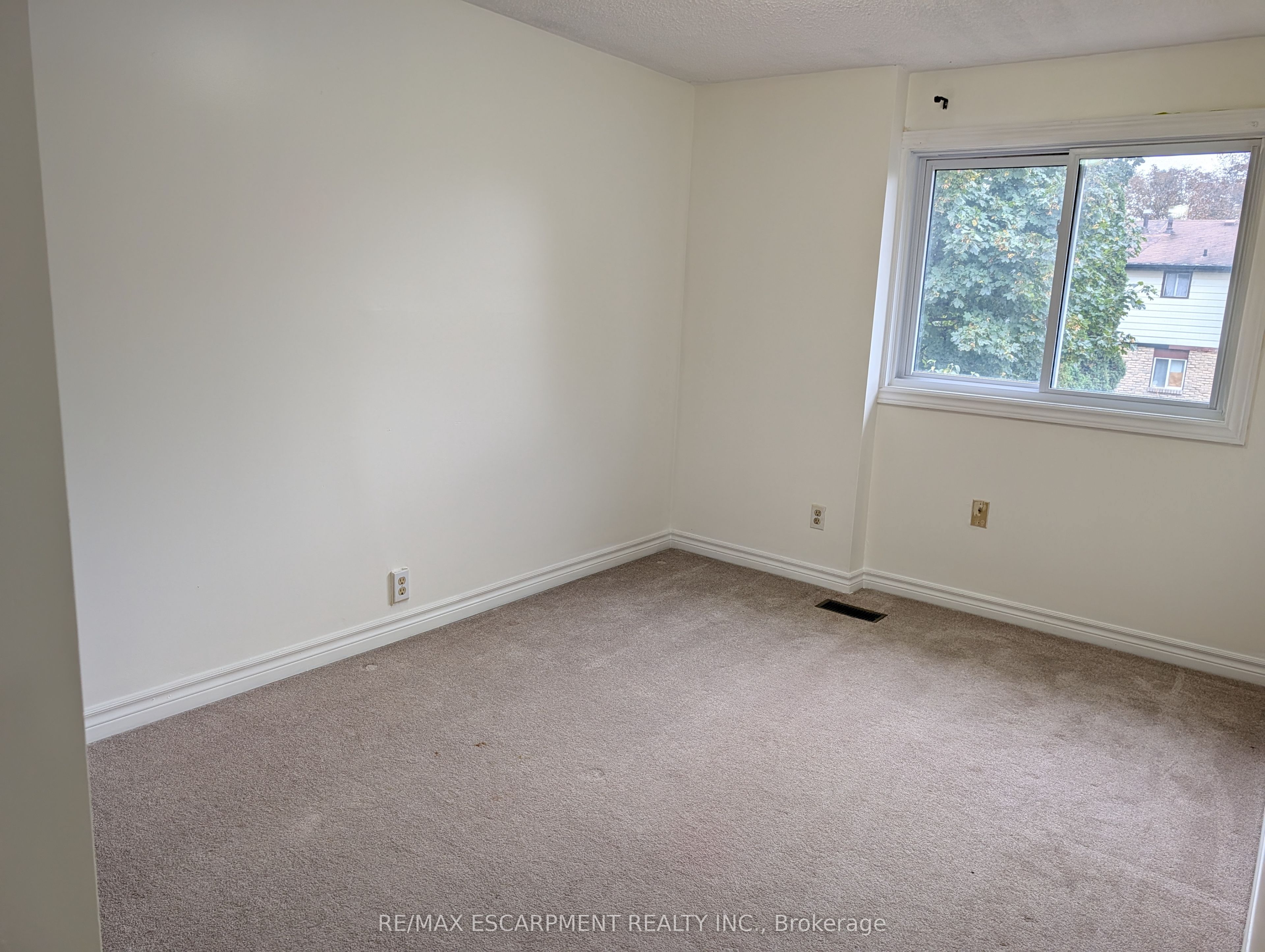 145 Rice Avenue 70 Property Photo 11