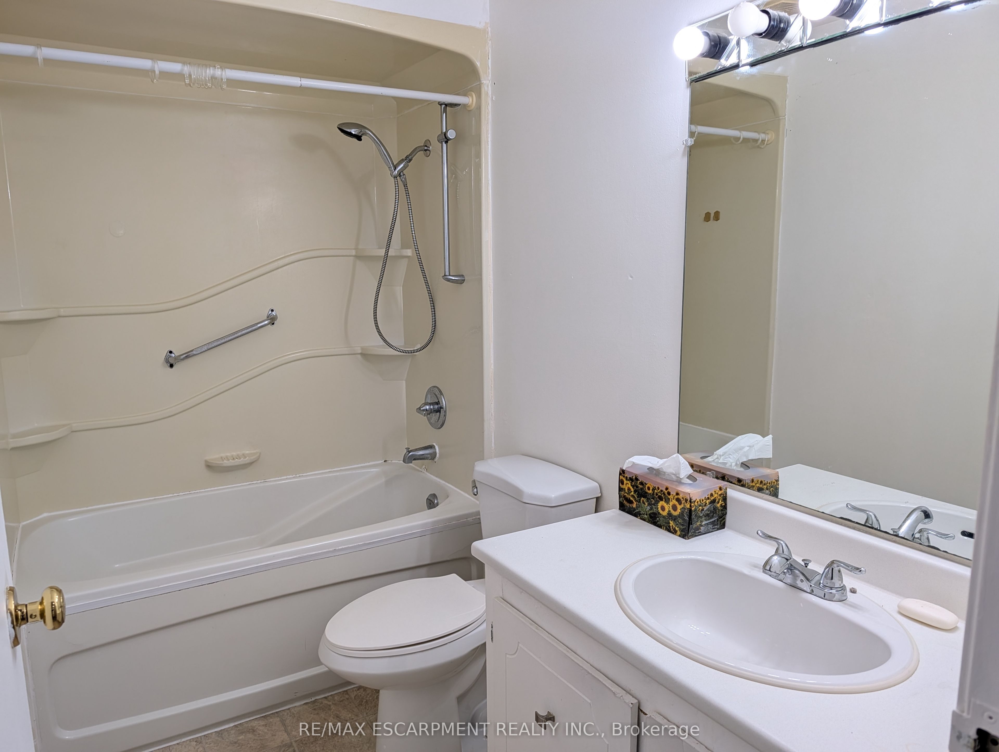 145 Rice Avenue 70 Property Photo 12