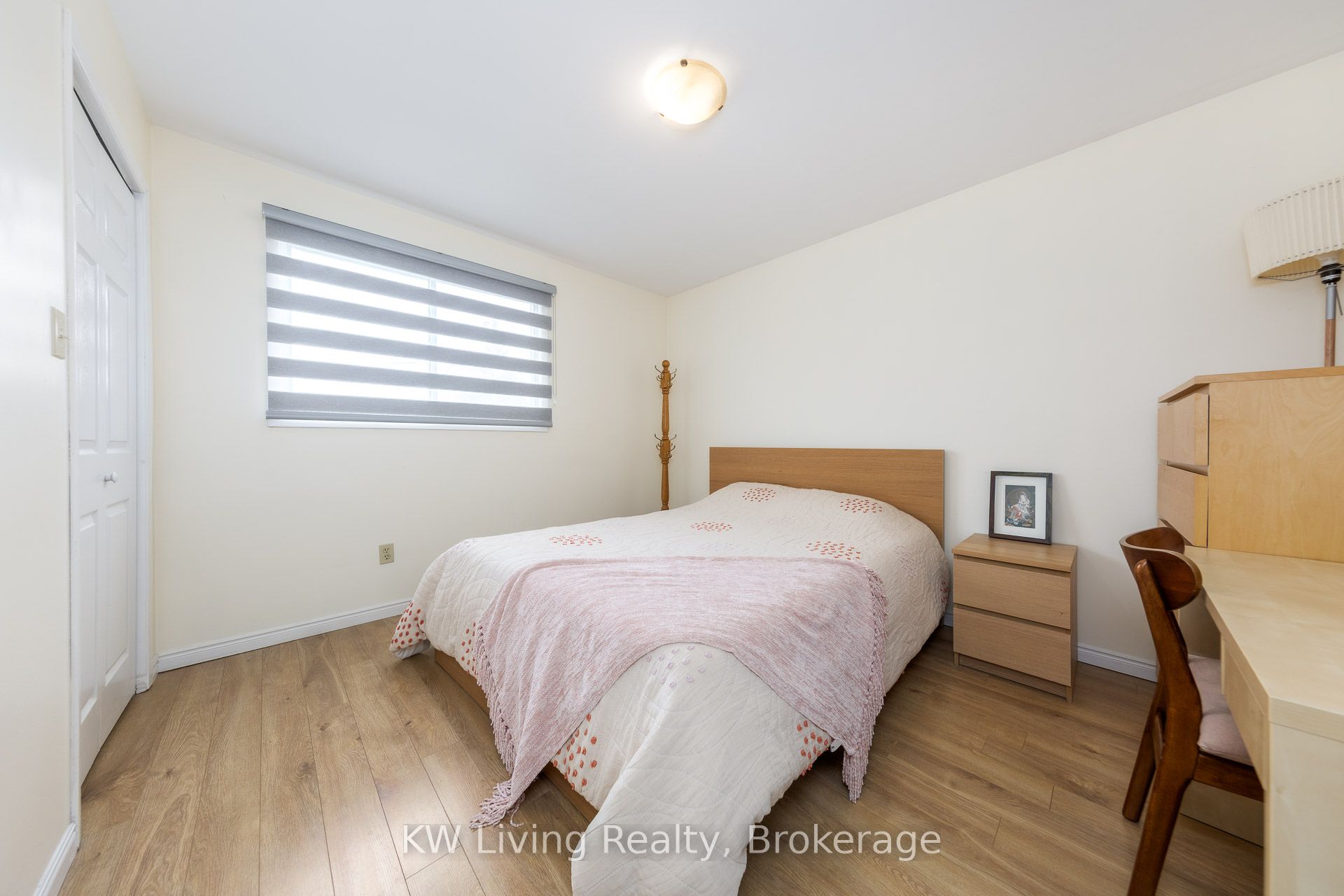 833 Fairbairn Street Property Photo 18
