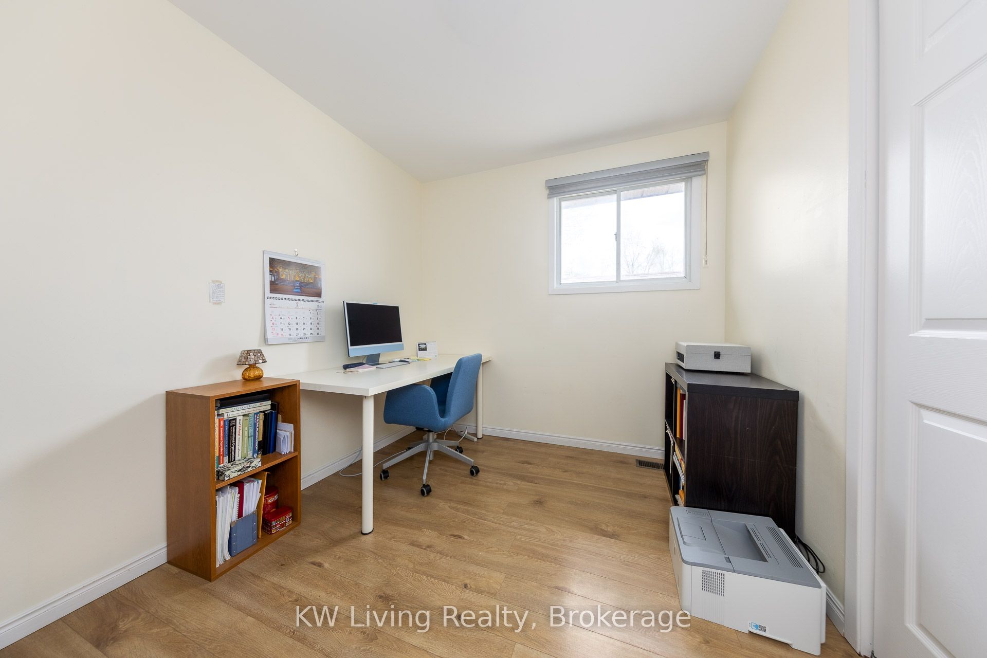 833 Fairbairn Street Property Photo 20