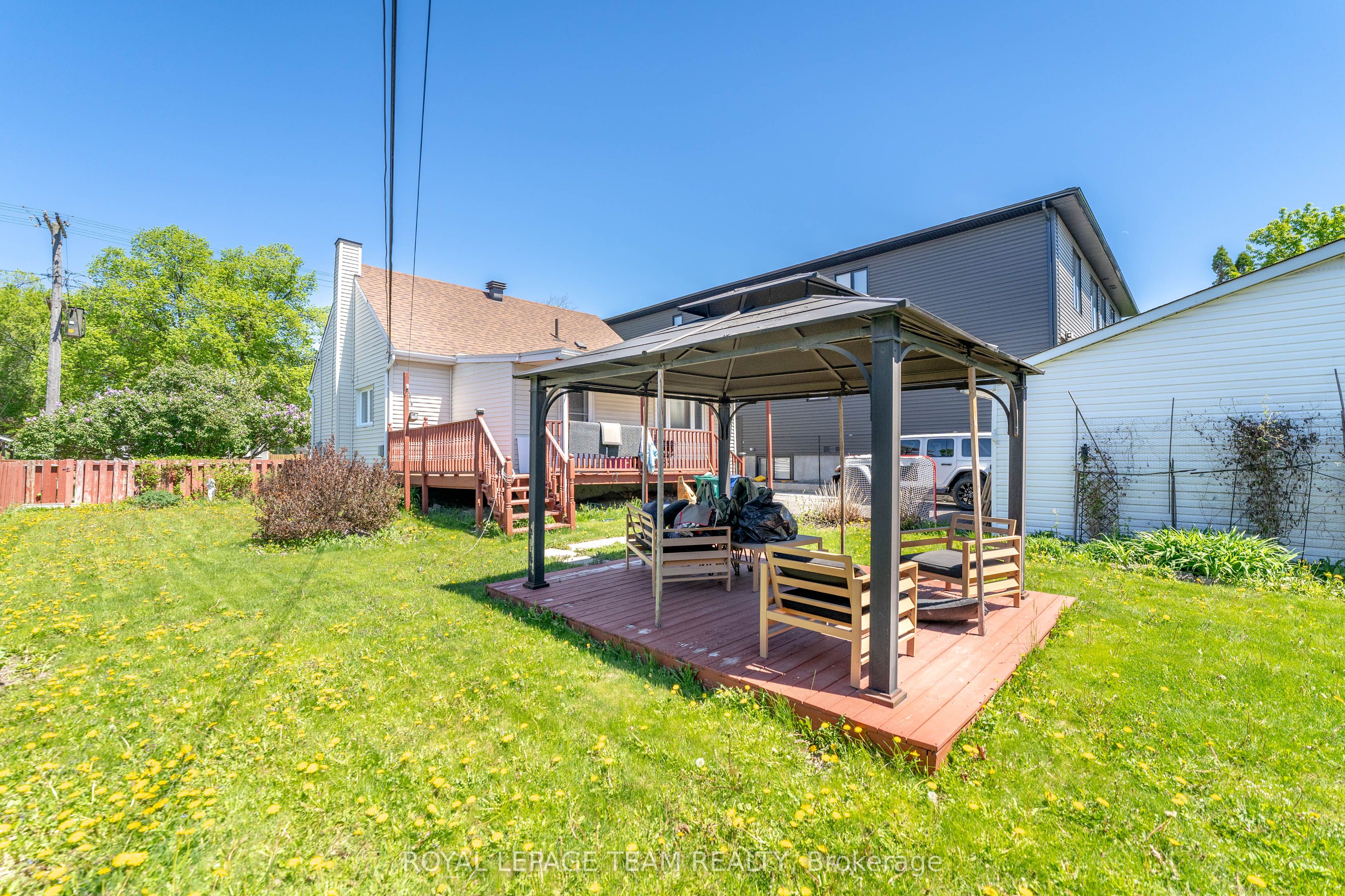464 Mutual Street Property Photo 7