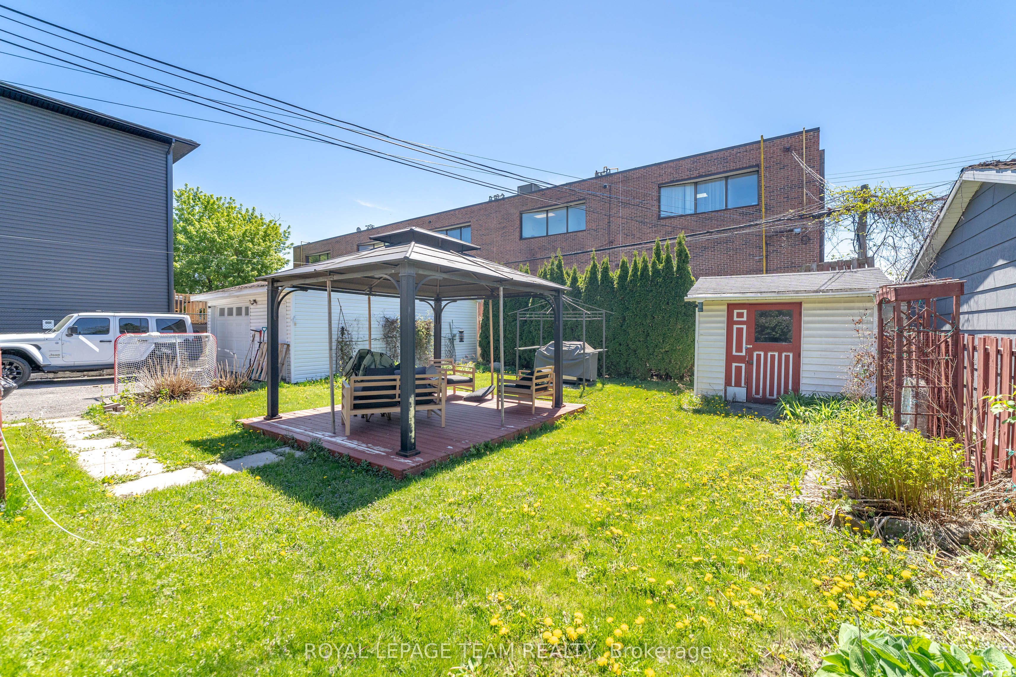 464 Mutual Street Property Photo 9