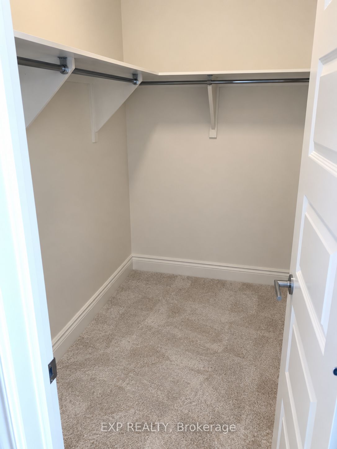 202 St Malo Place Property Photo 21