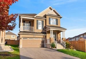 7 Pickett Place Property Photo 2
