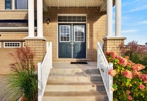 7 Pickett Place Property Photo 3