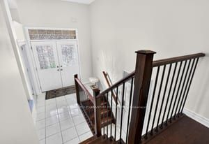 7 Pickett Place Property Photo 6