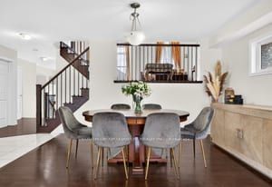 7 Pickett Place Property Photo 13