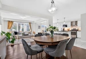 7 Pickett Place Property Photo 15