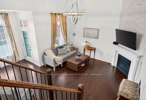 7 Pickett Place Property Photo 26