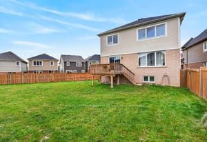 7 Pickett Place Property Photo 48