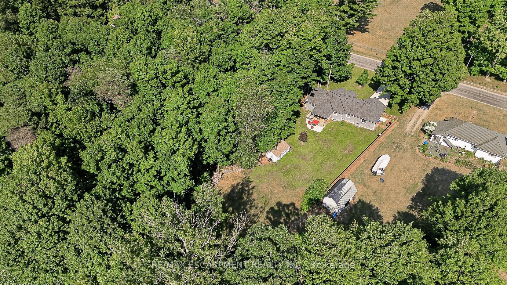 729 6th Concession Rd Enr Property Photo 2