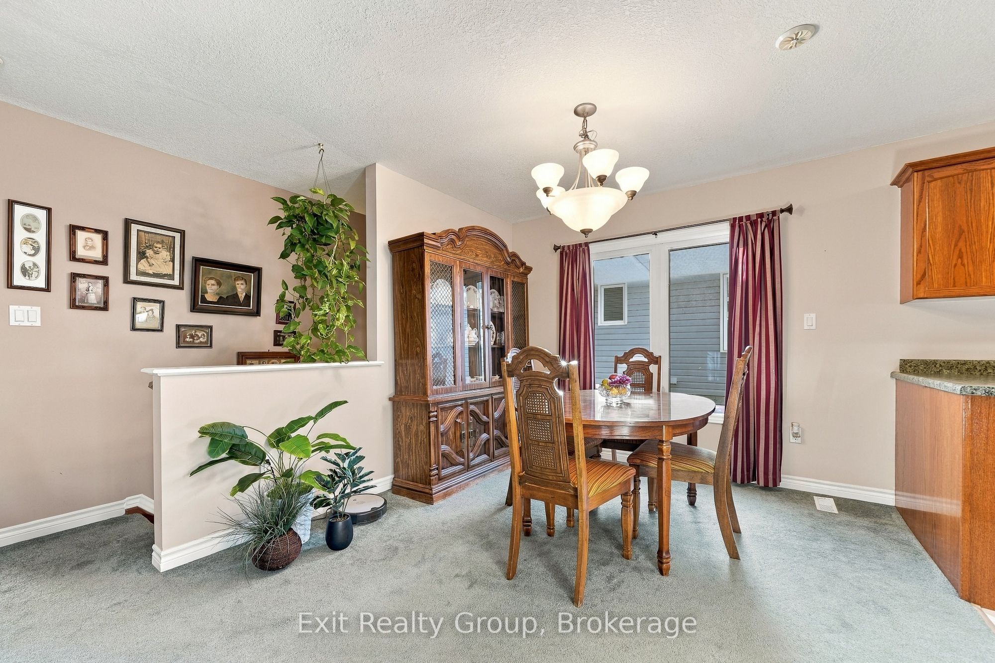 17 Aletha Drive Property Photo 13