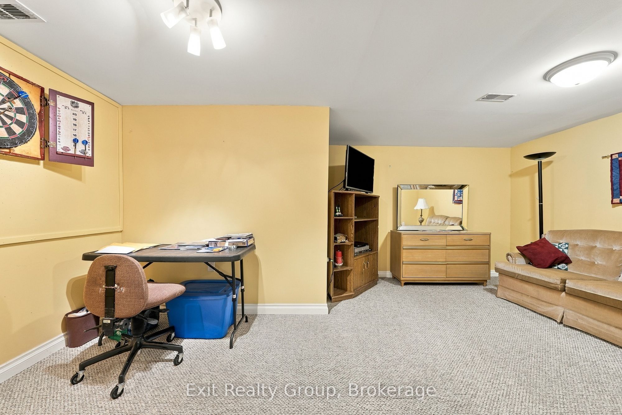 17 Aletha Drive Property Photo 28