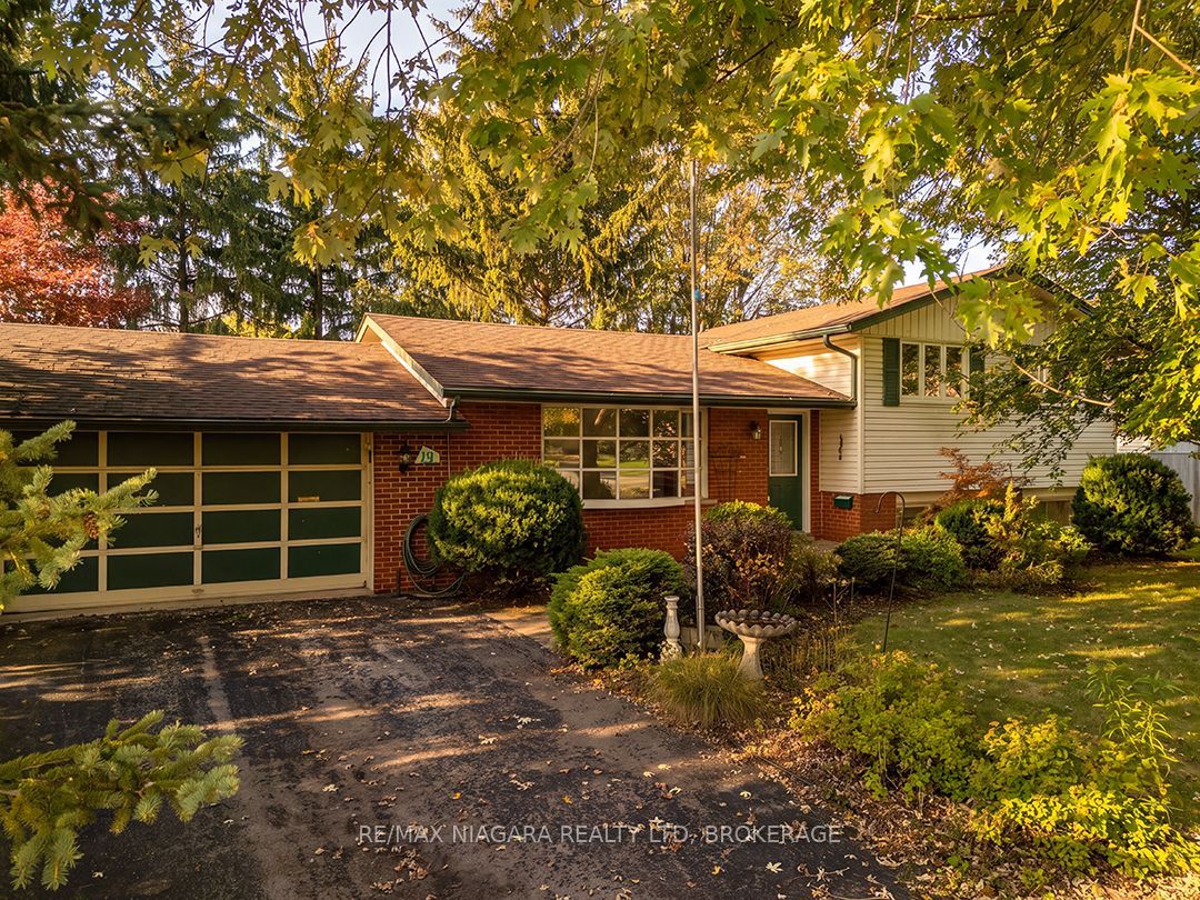 29 Runnymede Road Property Photo 4
