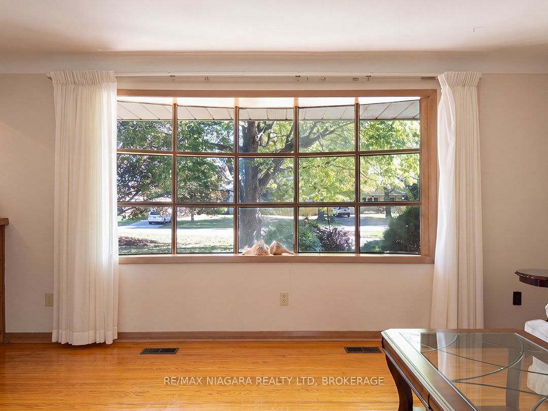 29 Runnymede Road Property Photo 6