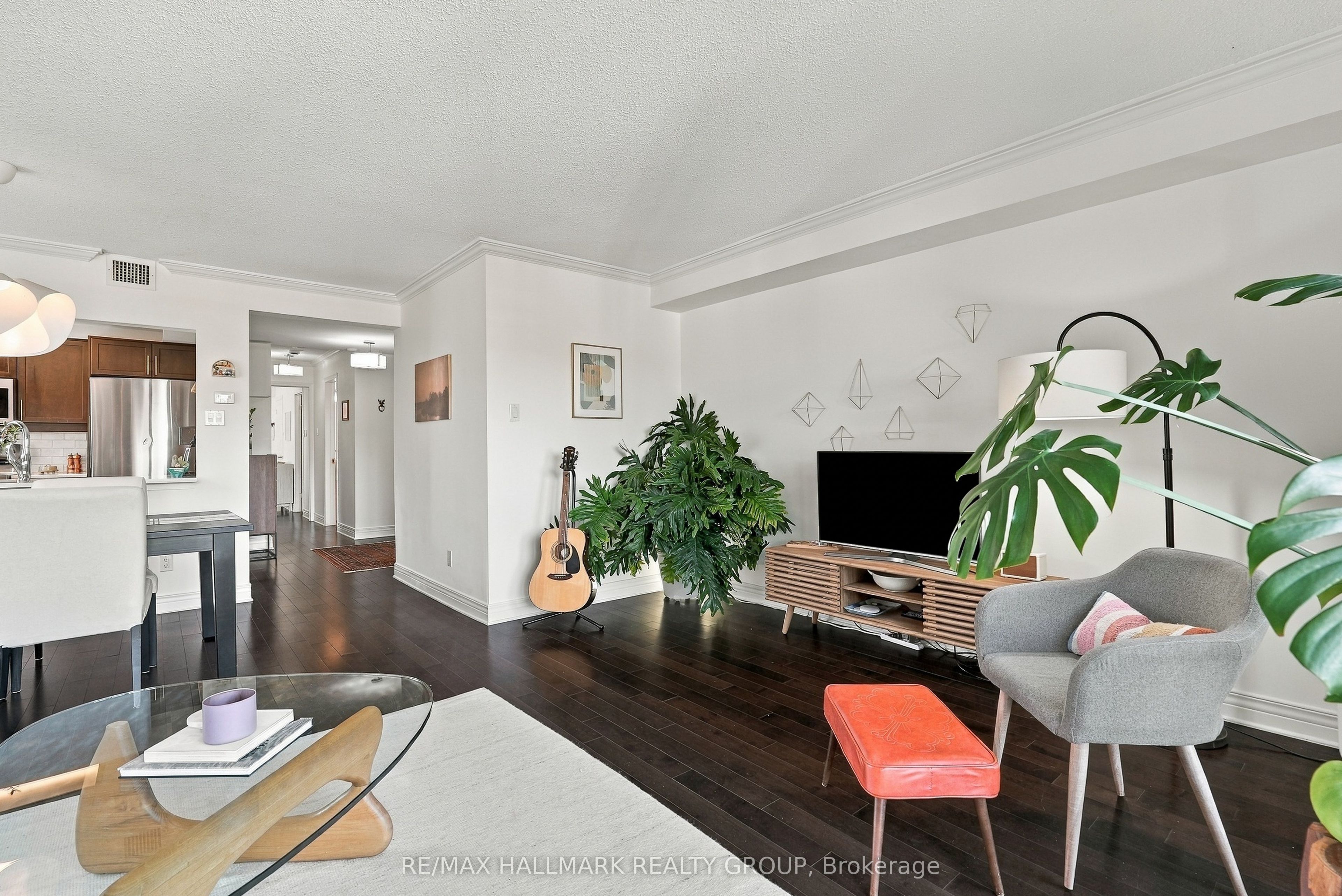 959 North River Road 401 Property Photo 17