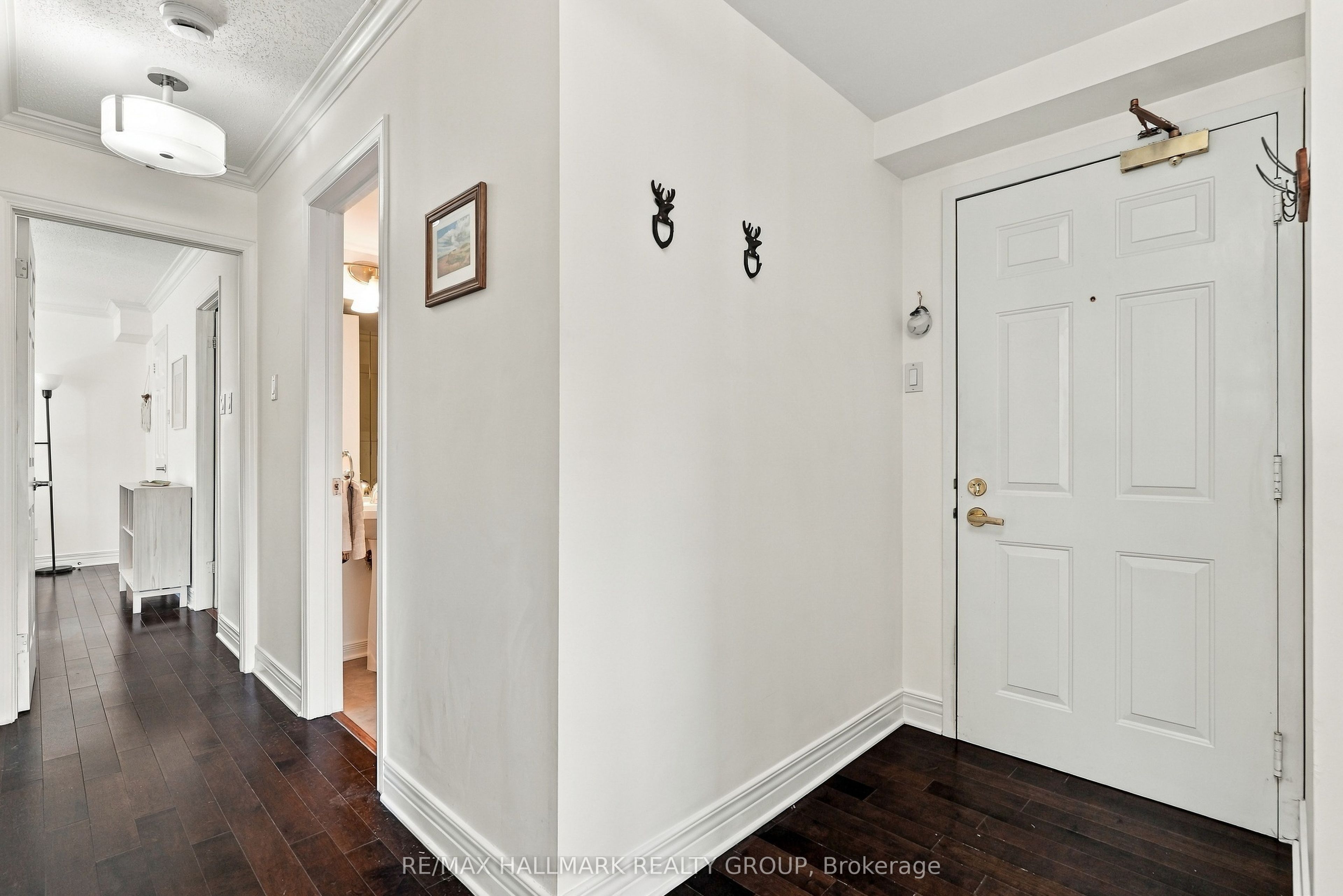959 North River Road 401 Property Photo 22