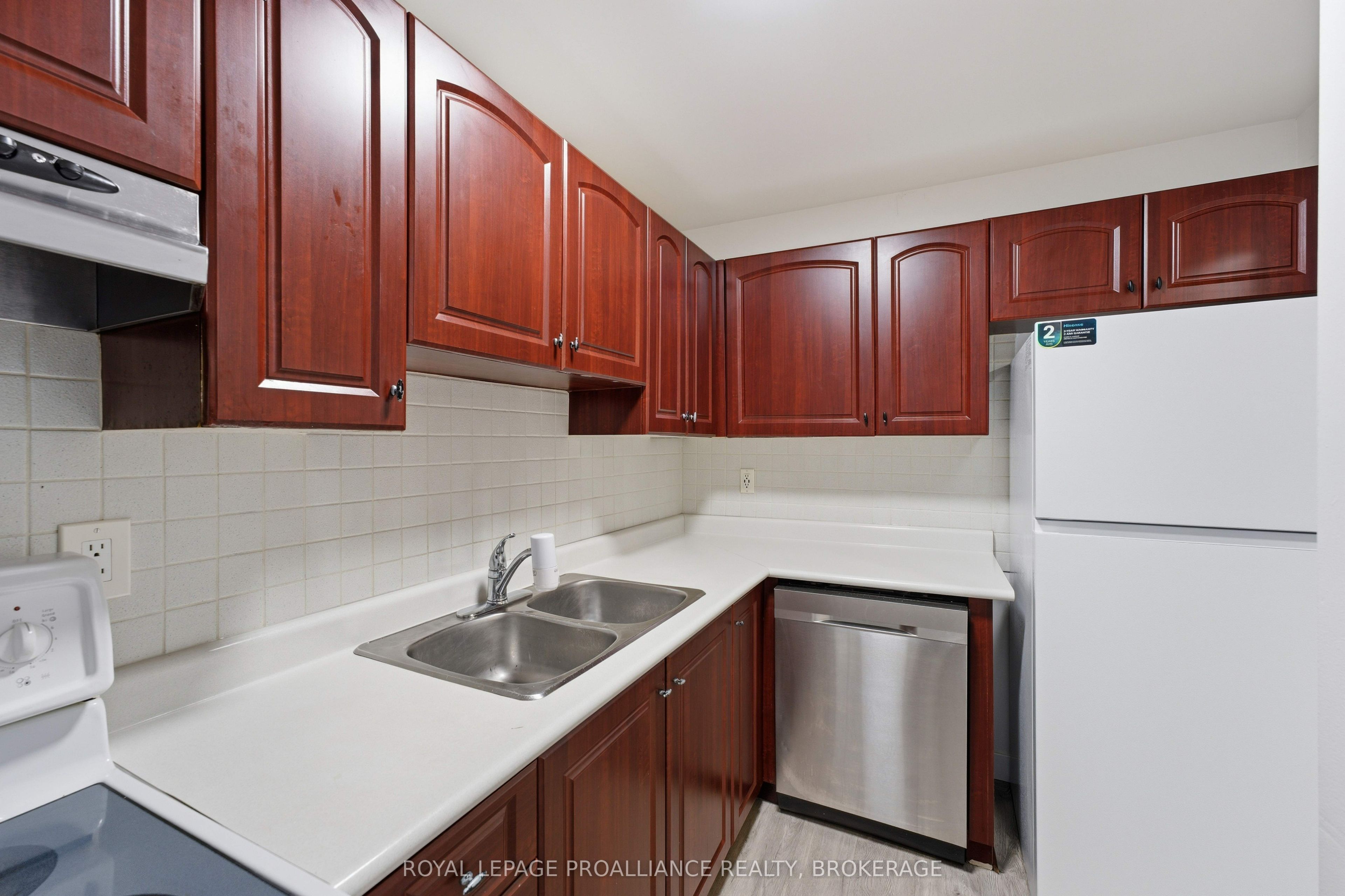 573 Armstrong Road 217 Property Photo 13