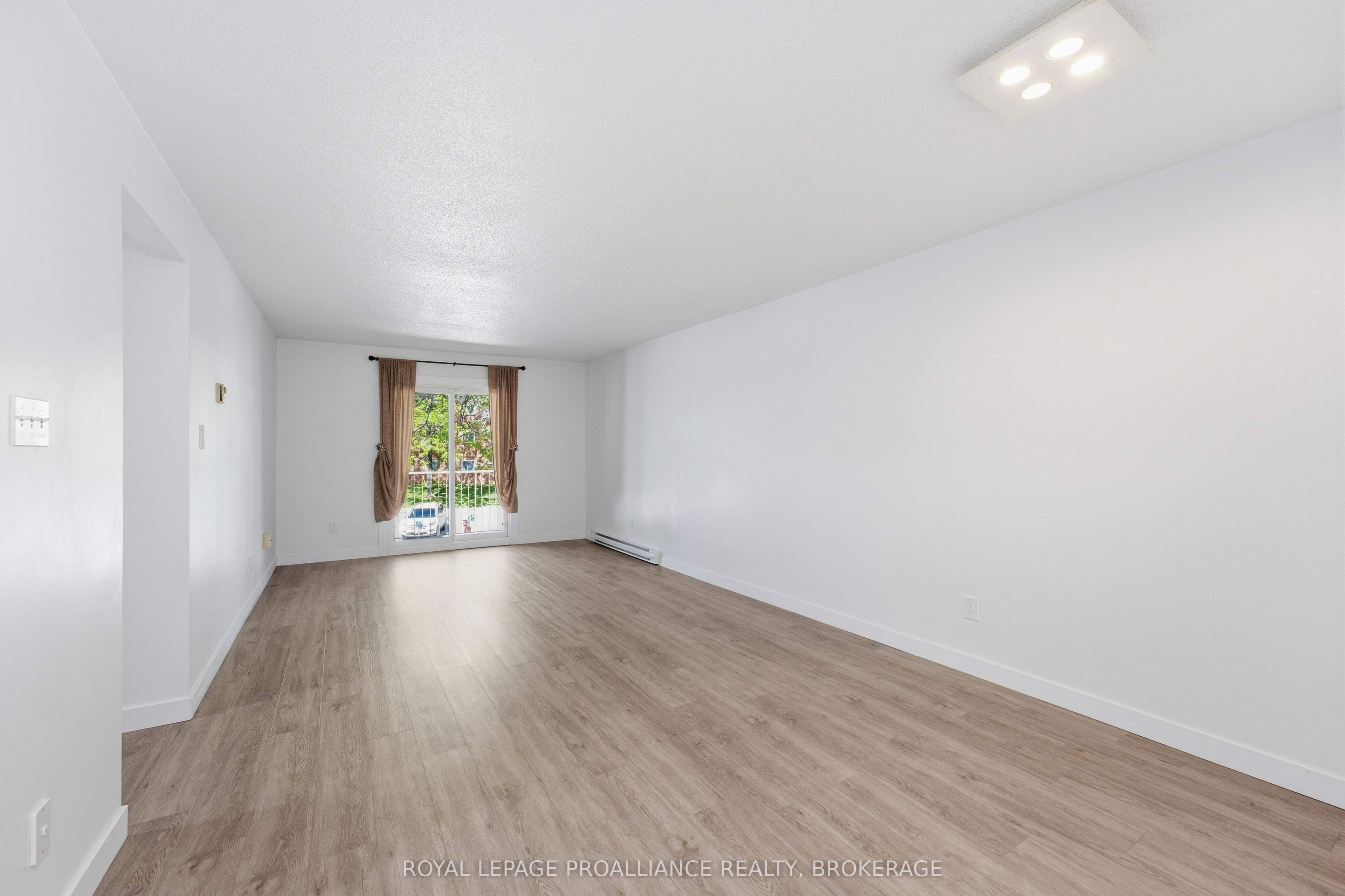 573 Armstrong Road 217 Property Photo 18