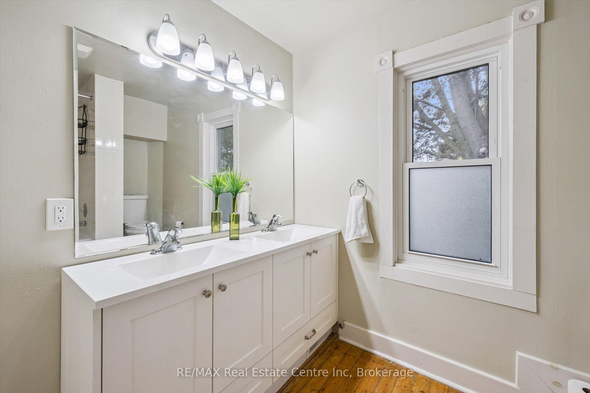 11 Neeve Street Property Photo 15