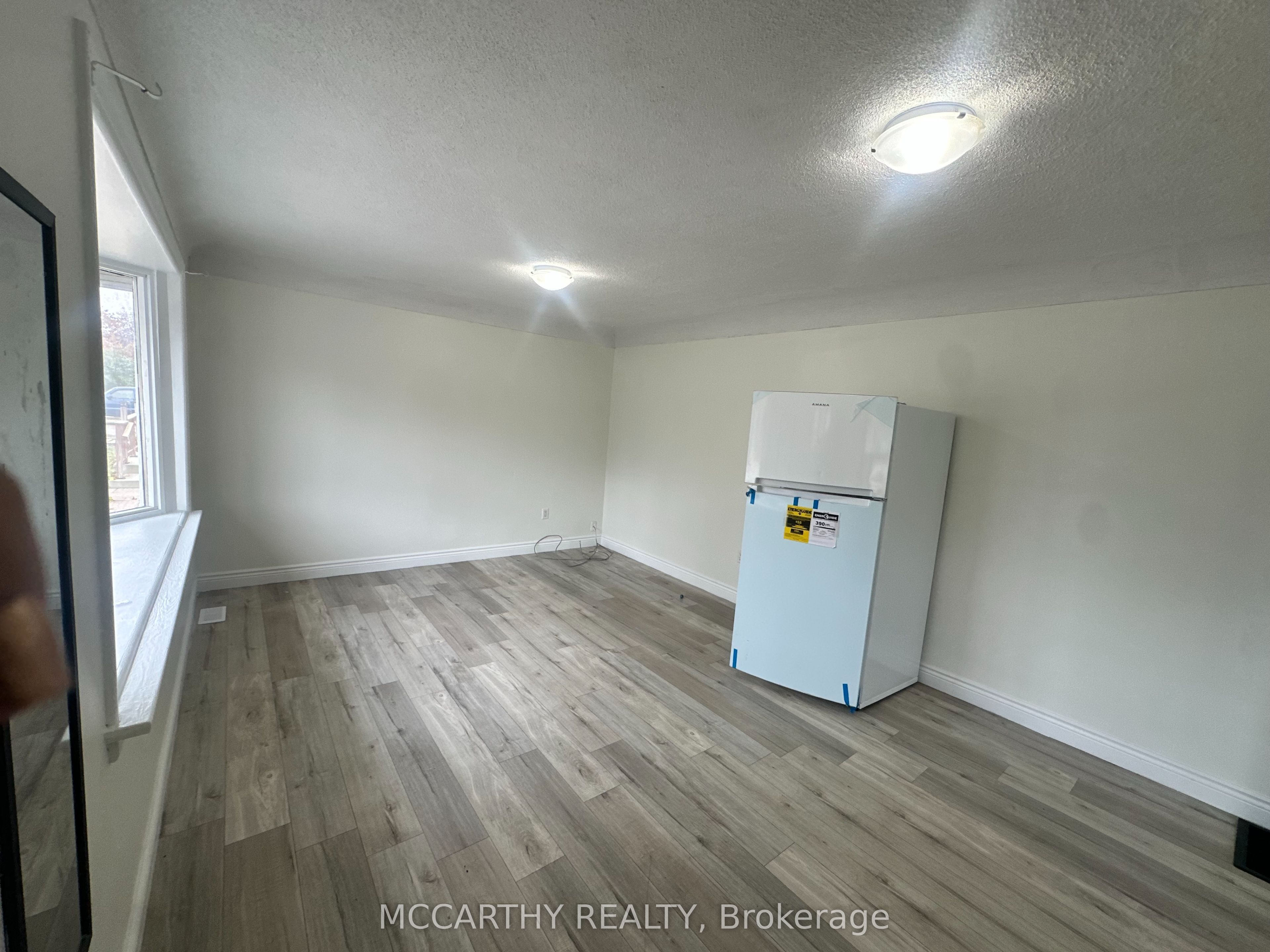 X14095320 Property Photo 2