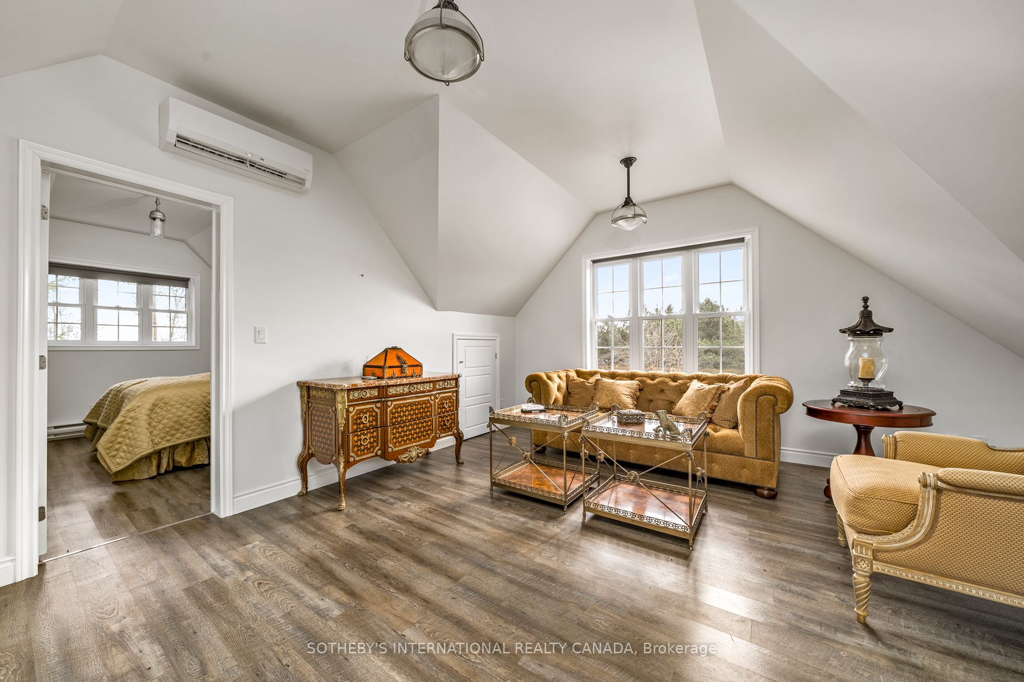 10 Deerfield Court Coach House Property Photo 8