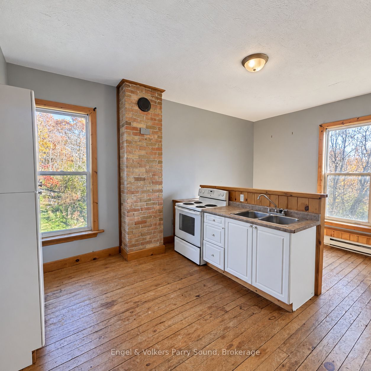 84 Great North Road 203 Property Photo 4
