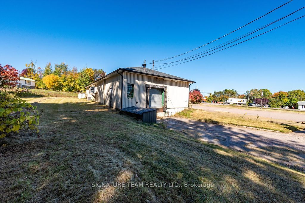8647 60 Highway Property Photo 7