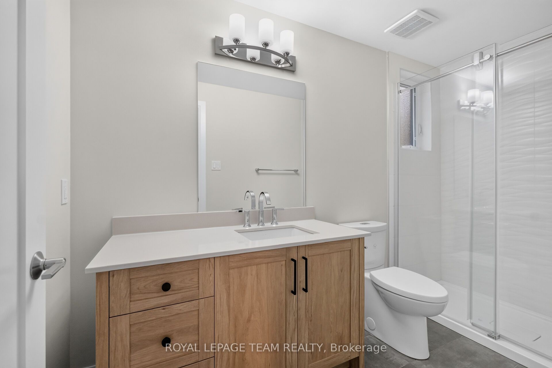 336 Tweedsmuir Avenue 2 Property Photo 37