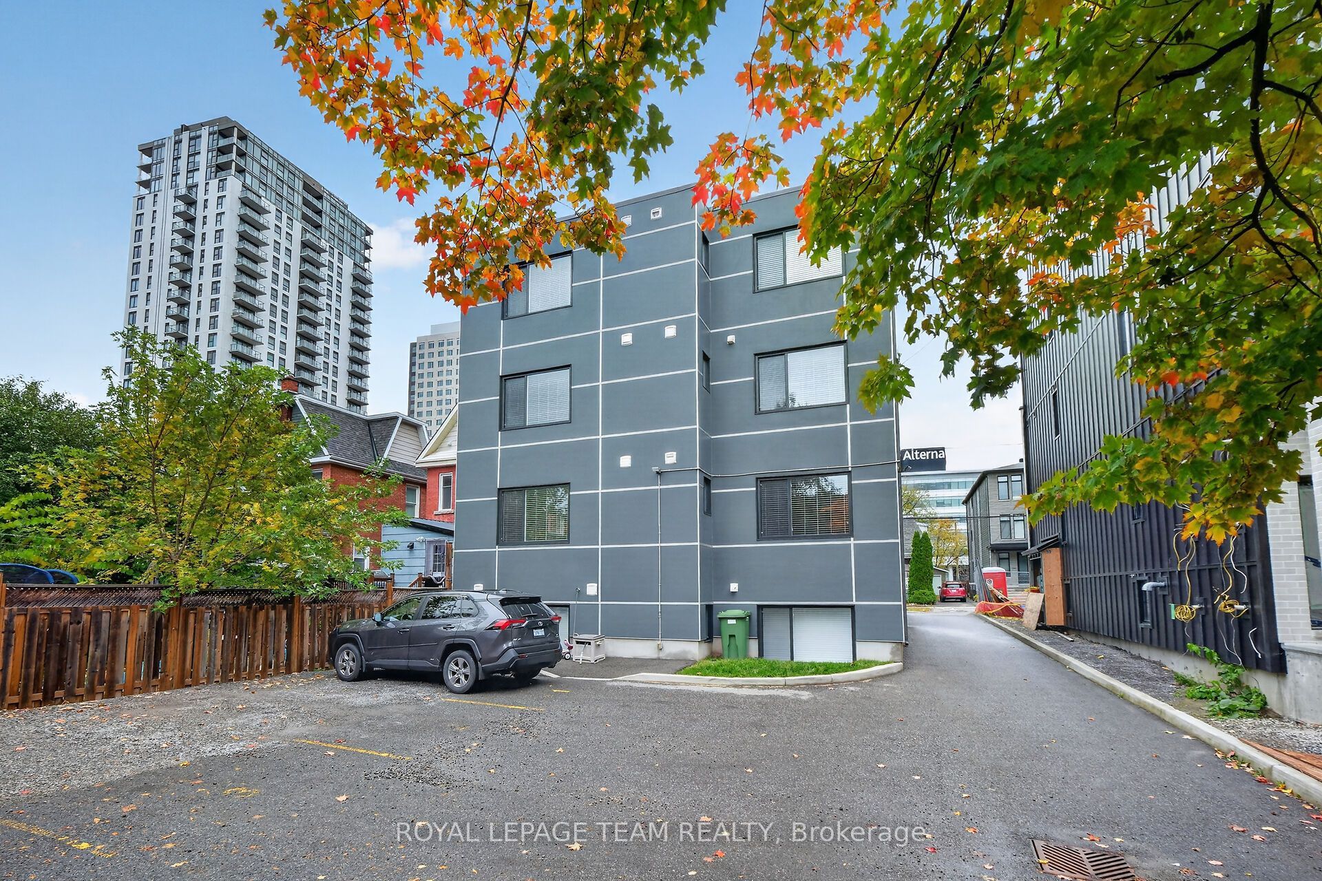 336 Tweedsmuir Avenue 2 Property Photo 43