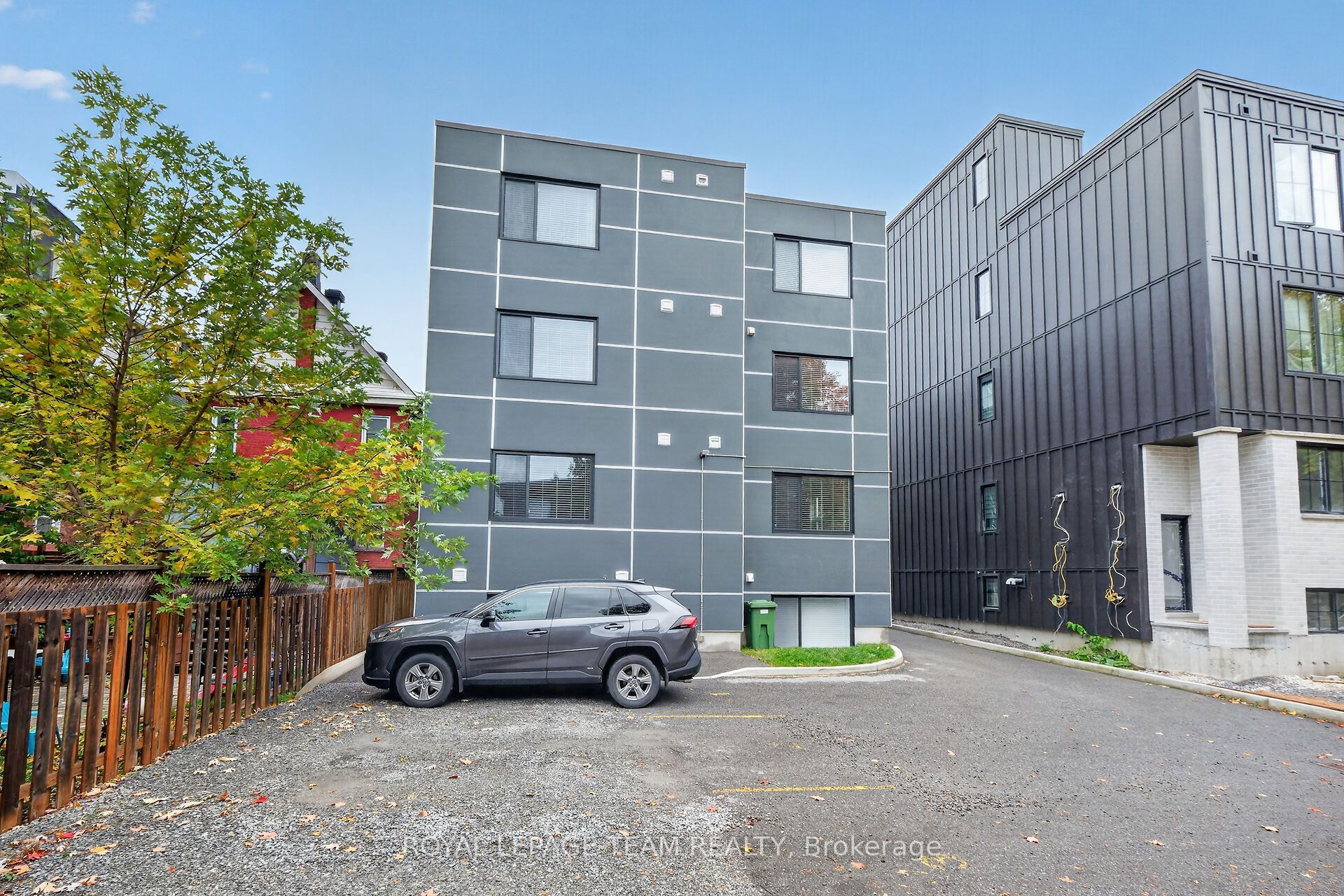 336 Tweedsmuir Avenue 2 Property Photo 44